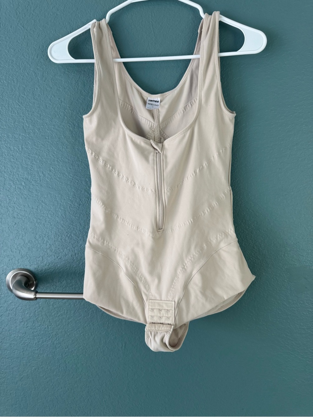 Seamless Beige Shapewear Tank Bodysuit with Front Zipper